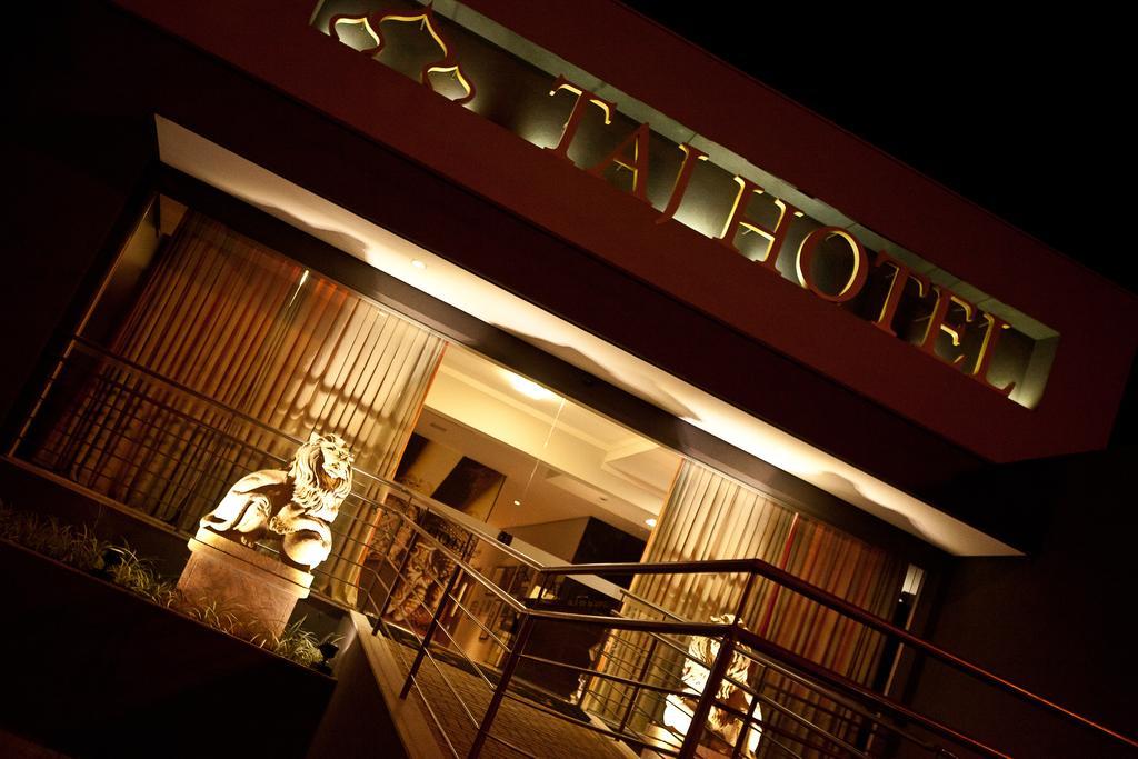 Taj Hotel Tres Lagoas Exterior photo